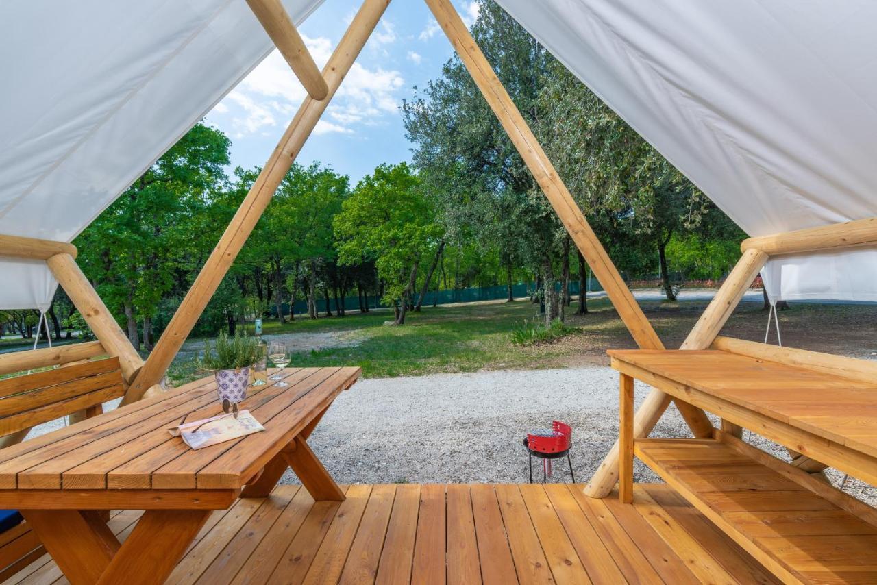 Eco Glamping- Fkk Nudist Camping Solaris Porec Exterior photo