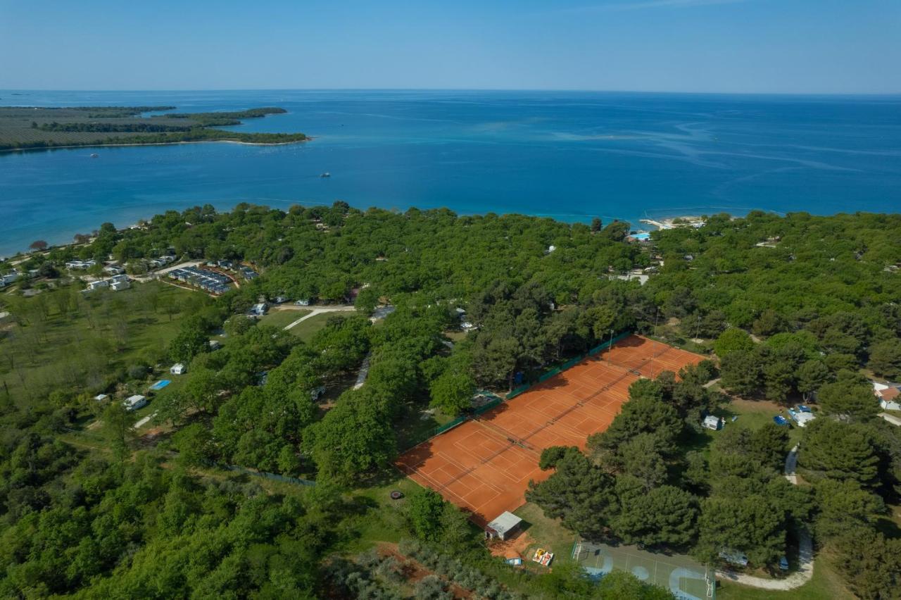 Eco Glamping- Fkk Nudist Camping Solaris Porec Exterior photo