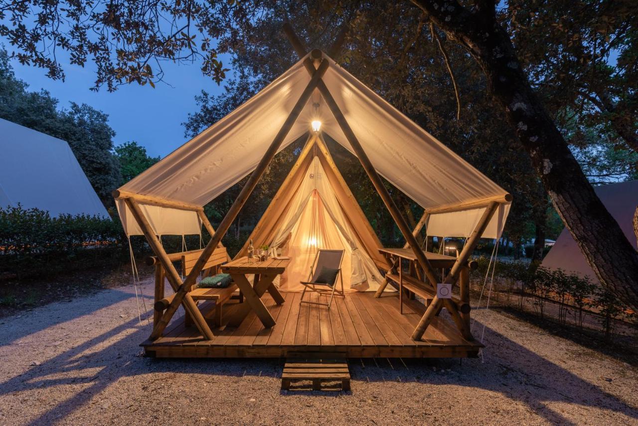 Eco Glamping- Fkk Nudist Camping Solaris Porec Exterior photo