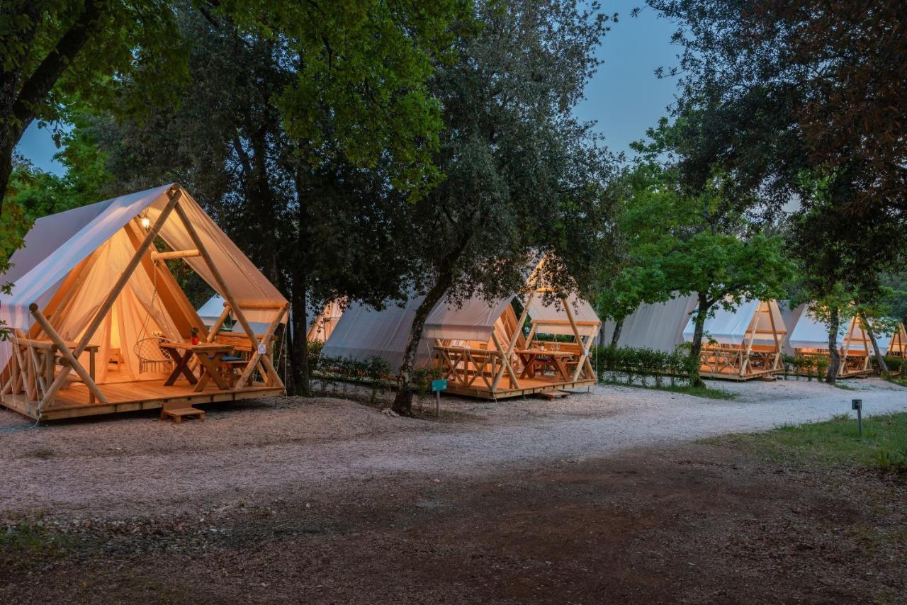 Eco Glamping- Fkk Nudist Camping Solaris Porec Exterior photo