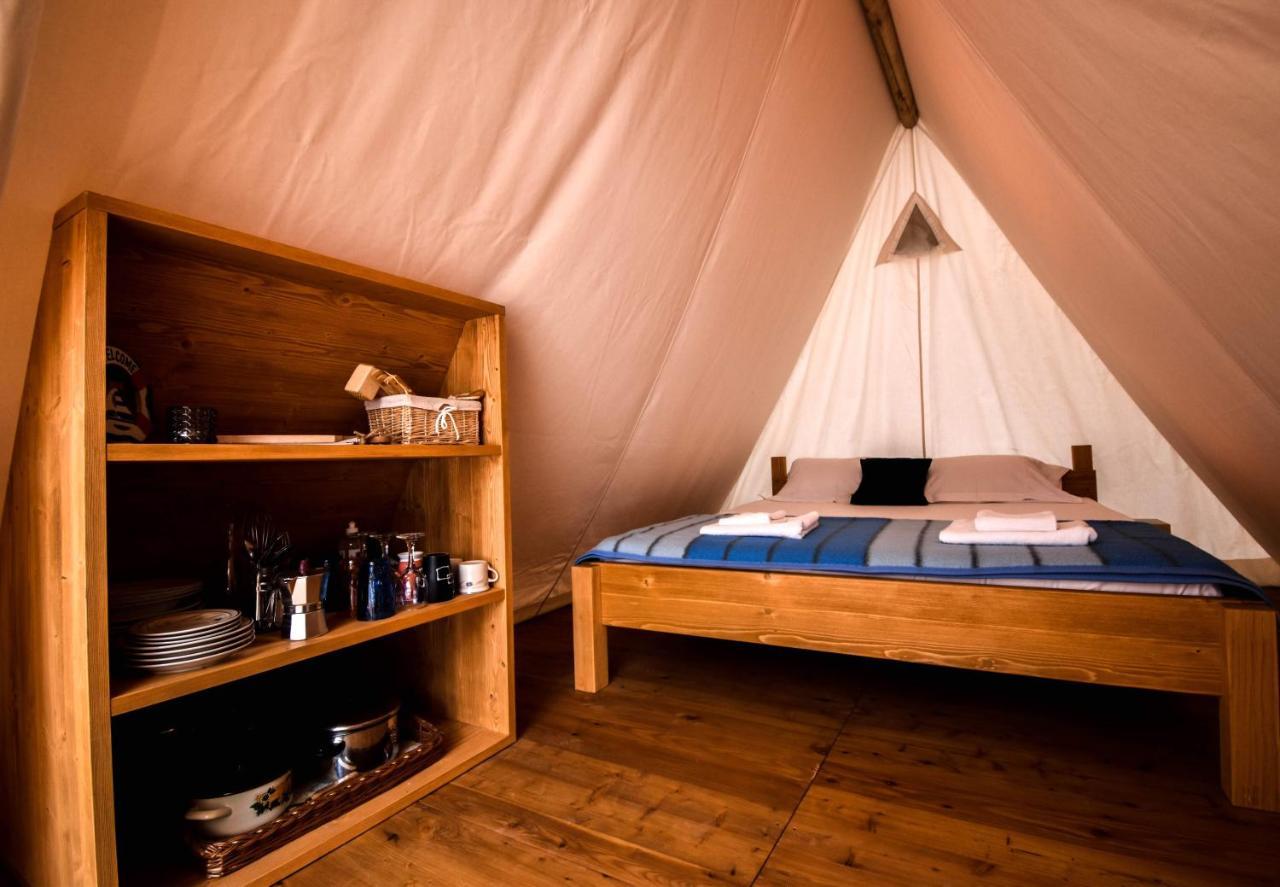 Eco Glamping- Fkk Nudist Camping Solaris Porec Exterior photo
